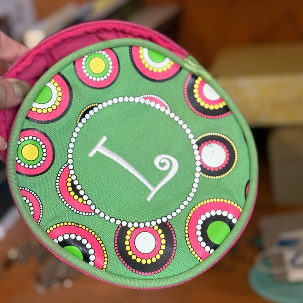 Colorful Patterned Women's Accessory Case - Picture 2 of 4